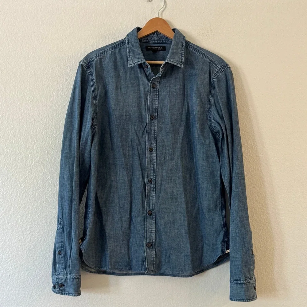 Banana Republic Denim Shirt Tailored Slim Fit Button Down Medium Blue M Exc